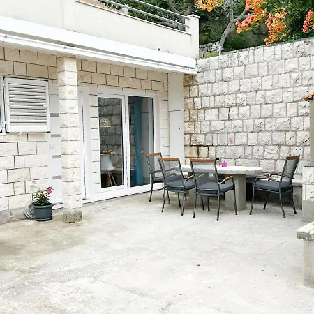 Appartement Orhideja *