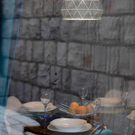 Apartment Orhideja Zrnovo