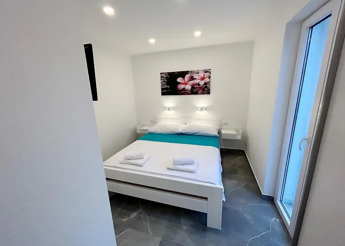 Orhideja Appartement *