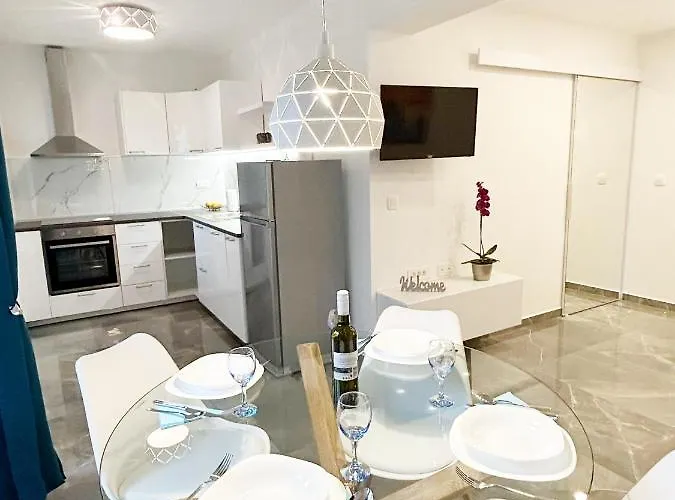 Orhideja Appartement *